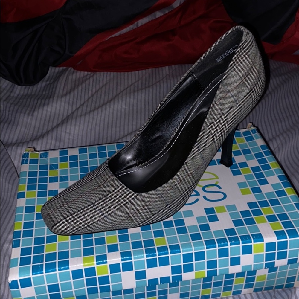 Size 9 Heels